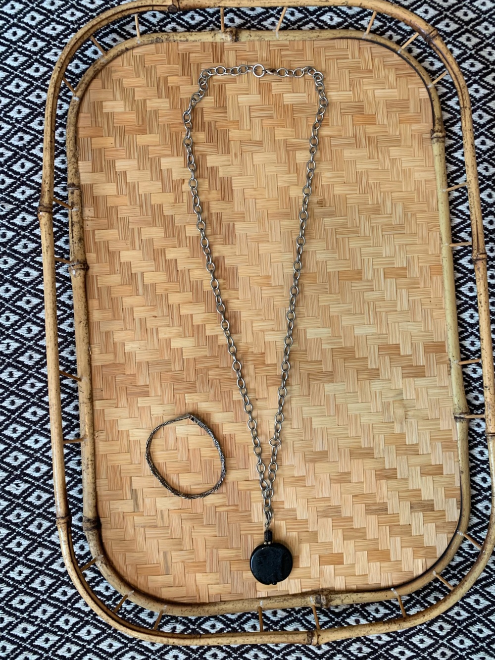 Black Pendant Necklace and Bracelet Set - Women's Jewelry
